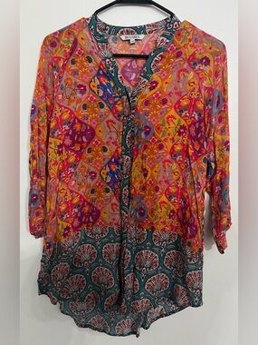 Benares Multicolor Floral Print V-Neck Blouse size XS #A3
